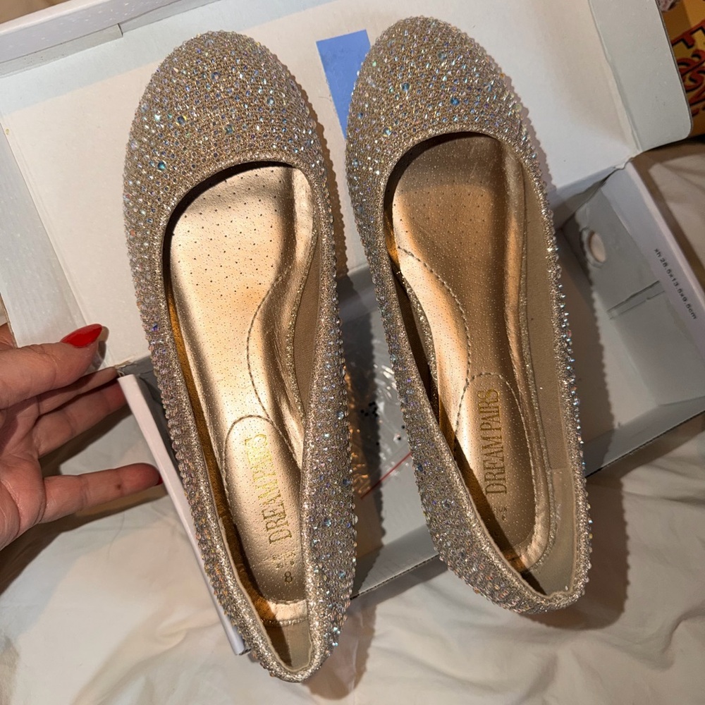 Dream Pairs Women's Sparkling Gold Flats